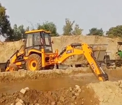 Narrow Trenching For Pipeline